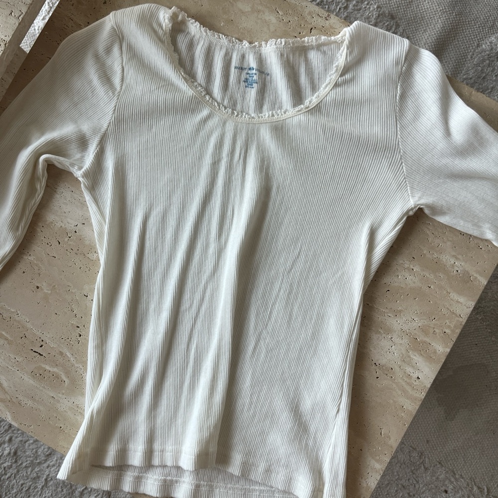Brandy Melville cream/white long sleeve top